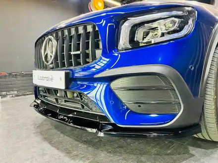 벤츠 GLB 35AMG 듀얼 머플러팁 45AMG타입 교체 + 프론트립 + AMG 핸들 작업. 시공 사진