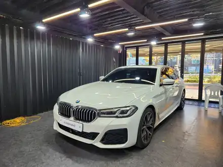 BMW 5시리즈 G30 소프트클로징 고스트도어 옵션 설치. 시공 사진
