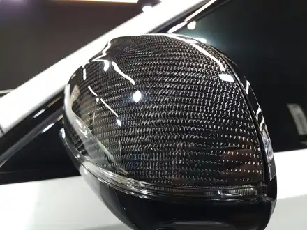 BMW X6 엠비언트 스피커 확장 + 카본 파츠 스포일러 미러 도어. 시공 사진