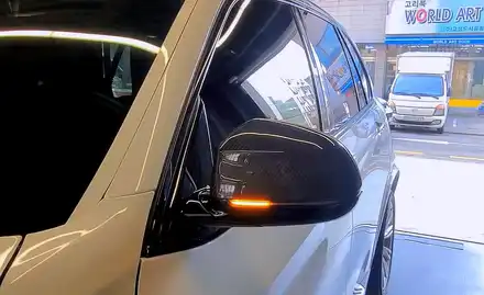 BMW F15 X5 무빙 사이드리피터. 시안성 좋은 무빙 사이드리피터. 시공 사진