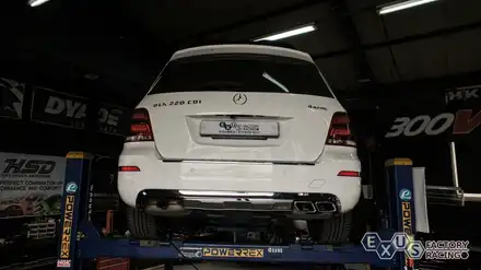 벤츠 GLK220 CDI 신형 AMG 사각 팁 커버 장착 - 성남 분당 용인 배기튜닝 익서스팩토리 / 용인 처인구 시공 사진