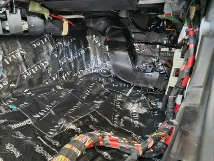 부산 BMW7시리즈 하부 바닥 자동차방음 / 부산 강서 시공 사진