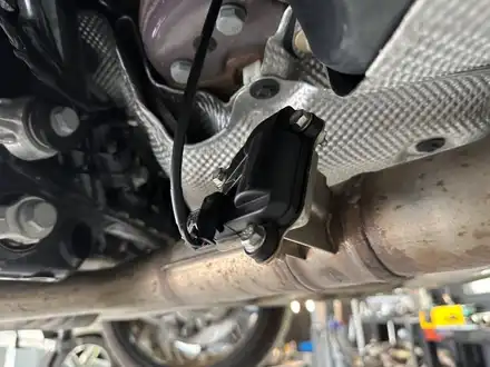BMW G82 M4컴페티션 가변밸브컨트롤모듈 적용 중간 레조레이터 개조 사운드 UP  춘천 매드모터스 #G82M4 #M4중통작업 #M4가변밸브 / 춘천, 원주 시공 사진