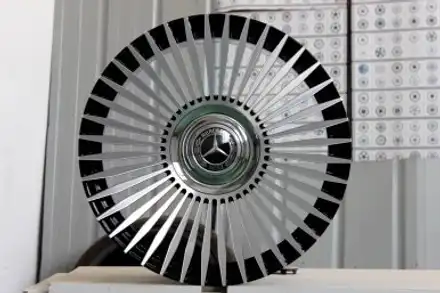 [BENZ] 벤츠 휠의 모든것! 아니 벤츠휠이 이렇게 싸다고? 진짜보다 더 진짜같은 낭만무역의 벤츠 휠튜닝 제품! / 충청 금산 시공 사진