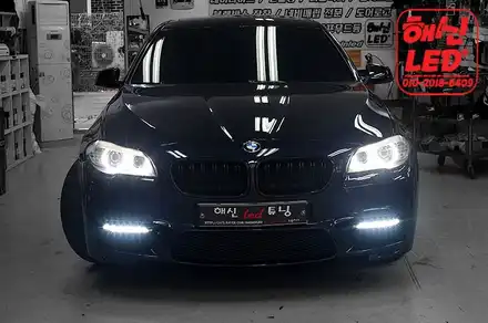 BMW M5 무빙데이라이트 작업 / 화성 봉담 시공 사진