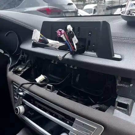 김해 BMW G11 730ld 15인치안드로이드올인원 시공 미스터커스텀 / 전남 여수 시공 사진