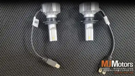 기아 K7 자동차 헤드라이트 필립스 자가인증 LED 전조등 램프 전구 교체하기 / 인천, 미추홀 시공 사진