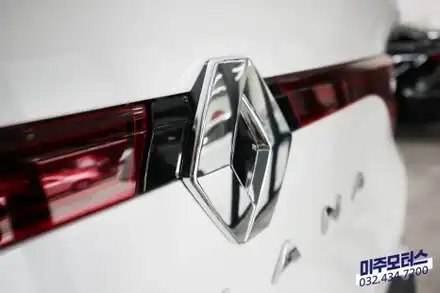 XM3 르노룩 아르카나 엠블럼 교체 / 인천, 미추홀 시공 사진