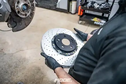 분당 브레이크 패드 교환 / 벤츠 E63 AMG / 모드개러지 / 성남 분당, 서현, 판교, 시공 사진