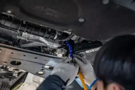 분당 디퍼런셜 오일 교환 BMW X4 M / 성남시 분당구 서현동 시공 사진