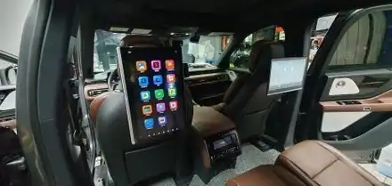 송파 LINCOLN The New AVIATOR - 링컨 더 뉴 에비에이터에 아이들을 위해서 14인치 리어모니터 장착하기! / 잠실, 삼전, 송파 시공 사진