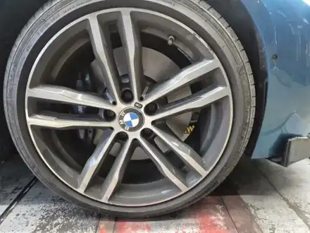 [BMW M2] 전륜 브레이크 디스크 연마 부산 브레이크 디스크 연마 국산차 수입차 정비 / 부산 기장군 시공 사진