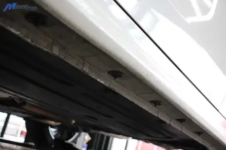 [기아 K3 세단] K3 GT 사이드 스커트 장착 / 부산 + 울산 + 양산 + 김해 자동차 바디킷 장착 K3 튜닝샵 무브모터스 / 부산 기장군 시공 사진