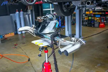 [BMW X6 M50i] 순정 가변 시스템을 그대로 이식하는 커스텀 듀얼 가변 배기 튜닝 배기 구조변경 / 부산 기장군 시공 사진