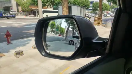 운전하기 불편하시죠~~~신형 CR-V 680R 광각미러 교체로 안전운행하세요. / 서초구 서초동 시공 사진
