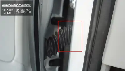 구형 벤츠CLS350차량에 빠져있는 안전옵션 기능! 후측방 충돌 예방을 위한 측후방센서 튜닝 작업. / 서울 서초, 반포, 강남 시공 사진
