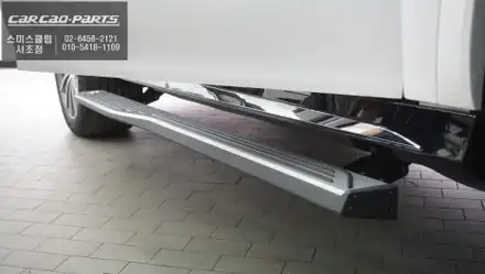 벤츠GLS450차량 너비가 넓고 고급진 마흐바흐 스타일 전동사이스텝 튜닝으로 편의옵션 장착. / 서울 서초, 반포, 강남 시공 사진