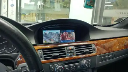 직수입 BMW328I차량에 빠른길을 안내해주는 아틀란3D맵이 탑재가 된 A클래스셋탑2 순정모니터 터치연동 구현. / 서초구 서초동 시공 사진