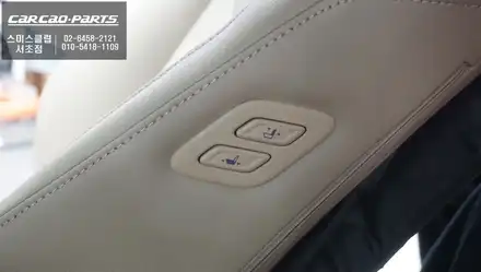 도요타 시에나 24인치 비클시네마 VC-240ST모니터와 조수석 시트를 제어하는 워크인 스위치와 차량용 공기청정기 장착. / 서울 서초, 반포, 강남 시공 사진