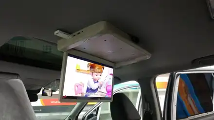 파일럿 15.6인치 VC-156RM천장형 모니터와 HD-DMB또는 디빅스 플레이어 연동장착. / 서초구 서초동 시공 사진