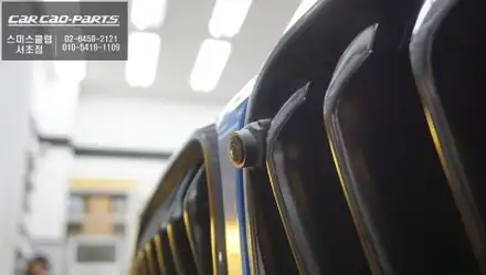 BMW X2차량 카카오파츠 에스플레이 안드로이드 모니터와 충돌사고 예방을위한 3D어라운드뷰 기능과 측후방센서 안전옵션 튜닝. / 서초구 서초동 시공 사진