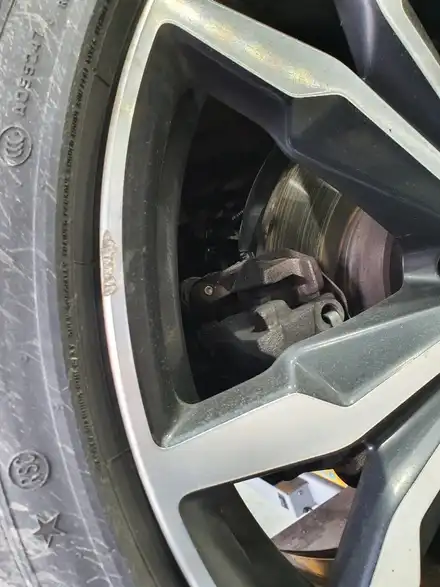 [전주휠복원 첨단타이어] BMW X2 순정20인치 다이아몬드컷팅 휠복원/휠스크래치 휠긁힘 / 전주 시공 사진