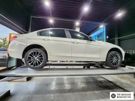 [전주김제 휠복원 첨단타이어] BMW 18인치 F10 디럭스 블랙크롬 복원휠 튜닝 광주대전휠복원 군산휠복원,충남충북휠복원,서천대천휠복원,여수목포휠복원,전주휠튜닝,휠타이어 인치업 / 전주 시공 사진