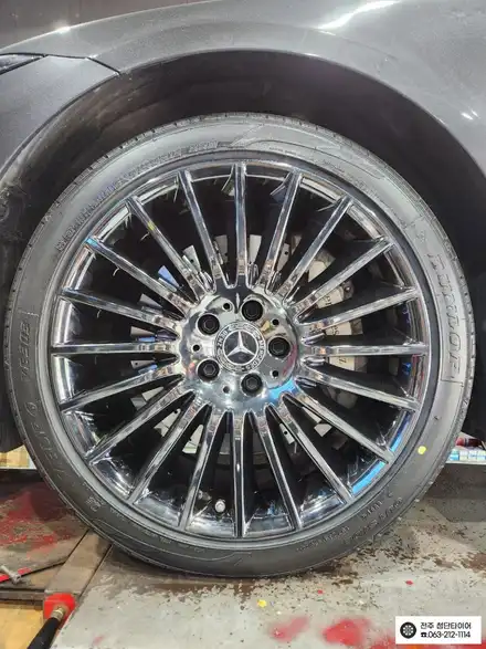[전주김제 휠복원 첨단타이어] 벤츠 CLS 20인치 순정휠->19인치 벤츠S클래스 s500 블랙크롬 순정 복원휠 + 245/40R19 , 275/35R19 던롭타이어 인치다운 튜닝 / 전주 시공 사진