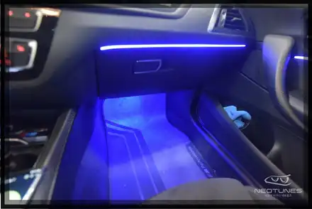 BMW 118D 히든타입 RGB 엠비언트 작업 / 용인 처인구, 이천 시공 사진