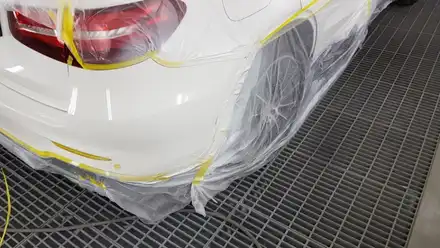 벤츠 GLC250 (범퍼 보수 도색) 판교 자동차 외형복원 (백현동, 분당, 판교) / 경기 성남 시공 사진