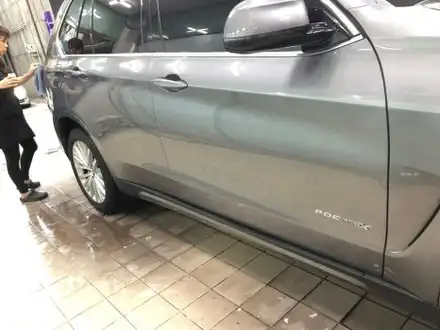 분당 판교 BMW X5 조수석 전도어 스크래치 도색 복원 판금도색 광택이 불가능한 경우 수리 하는 법 / 경기 성남 시공 사진