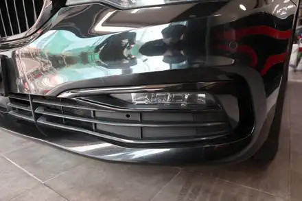 [파츠클럽] BMW G30 520i 럭셔리 안개등크롬 포인트 랩핑 올블랙 만들기 / 서울 양천 시공 사진