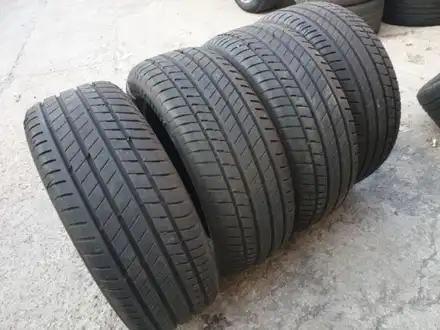 245 50 19 브릿지스톤 알렌자 런플렛 BMW X3 X4 순정 사이즈 신품수준 중고타이어 입니다 카니발 쏘렌토 호환가능 / 경기 포천 소흘 시공 사진