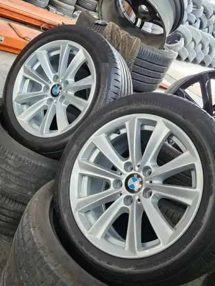 포터2 전용 BMW 17인치 정품 휠타이어 2짝 29만원 콘티넨탈 런플랫 타이어 조합 / 경기 포천 소흘 시공 사진