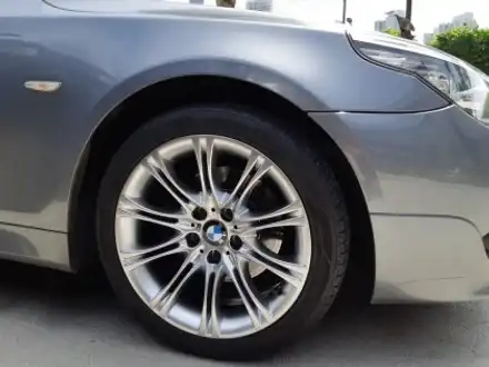 BMW F10 18인치 350M 휠타이어 정품 79만원  판매합니다 / 경기 포천 소흘 시공 사진