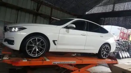 BMW M8 19인치 휠타이어 판매 합니다 F바디 5시리즈 3시리즈 3GT 5GT  최저가 도전합니다 / 경기 포천 소흘 시공 사진