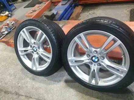 BMW F바디 330i 순정18인치 휠타이어 49만원 판매합니다 대품조건 입니다 / 경기 포천 소흘 시공 사진
