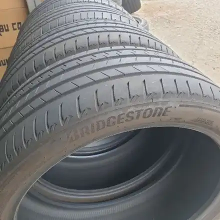 245 40 21 275 35 21 브리지스톤 알렌자 중고타이어 한대분 판매합니다 BMW. X3. X4. G90 신형 등등 사이즈 / 경기 포천 소흘 시공 사진
