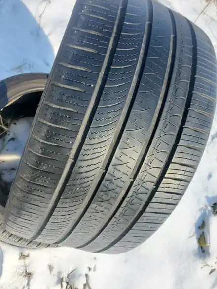 285 35 22 315 30 22 피렐리 피제로 올시즌 포르쉐 뉴카이엔 순정타이어 중고 한대분 판매합니다 / 경기 포천 소흘 시공 사진