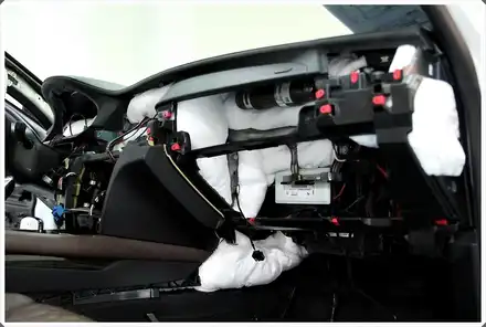 BMW 7시리즈 자동차방음 만나다 / 부산 금정 시공 사진
