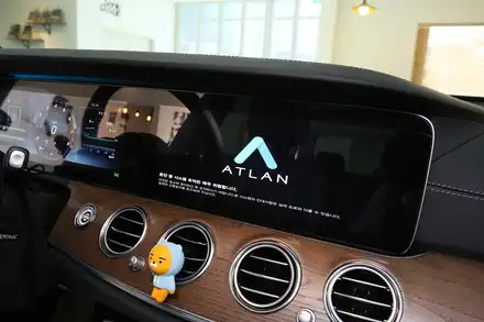 또? 벤츠 E300 M2C 200A 고해상도 안드로이드 올인원 내비게이션 / 부산 금정 시공 사진