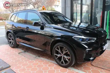 SUV에 올블랙 정장을 입혀주다 BMW X5 고광택 택랩 HD필름 유광 블랙 전체랩핑by 대전랩핑 & 대전PPF 모터쉴드 / 대전 유성구 시공 사진