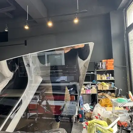 테슬라 모델Y 주니퍼 신차패키지 블락포디 스카이블루 안산썬팅 시공 사진