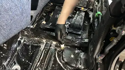안양, 의왕실내크리닝 \' 렉서스 LS460 \' 자동차 시트에 쏟아진 멸치액젓 냄새제거까지 완벽하게! / 성남, 판교, 분당, 용인 시공 사진