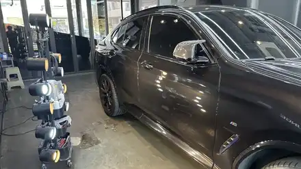 광교, 용인기스제거 \' BMW X4 \' 측면에 긁힌 스크래치 광택복원! / 성남, 판교, 분당, 용인 시공 사진