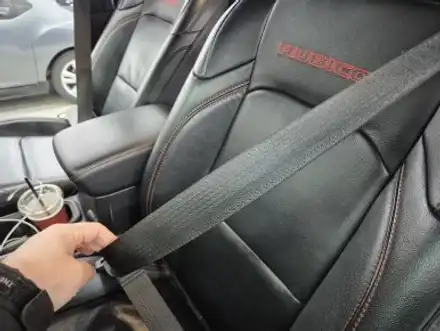 지프 안전벨트교체방법 컬러안전벨트교체! / 인천 남동구 고잔동 시공 사진