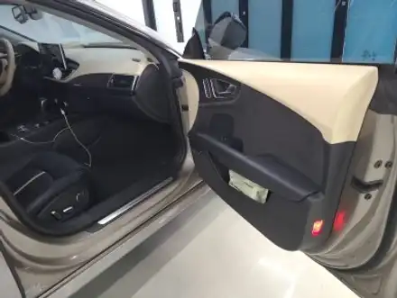 자동차 실내도색 포인트염색으로 확 바뀐분위기 / 인천 남동구 시공 사진