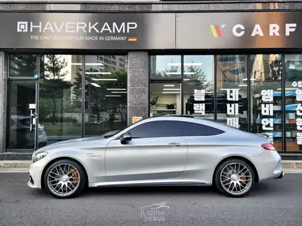 벤츠 C63 AMG 순정 통풍 시트 옵션으로 실내 튜닝 완성! / 대전 서구, 세종, 청주, 천안 시공 사진