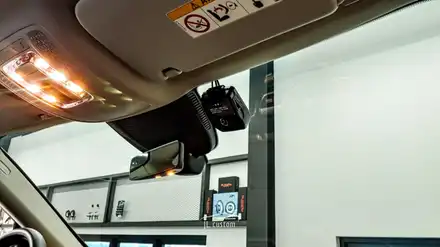 대전 벤츠 GLE 450 순정 블랙박스 스타뷰는 이제 그만! 최신형 아이나비 QXD 8000 교체 시공 / 대전 서구, 세종, 청주, 천안 시공 사진