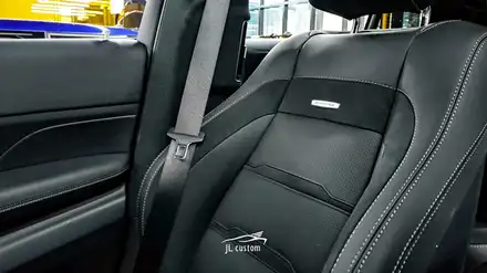 대전 벤츠 GLE 53 AMG 감성을 더해줄 레드 안전벨트 시공! / 대전 서구, 세종, 청주, 천안 시공 사진